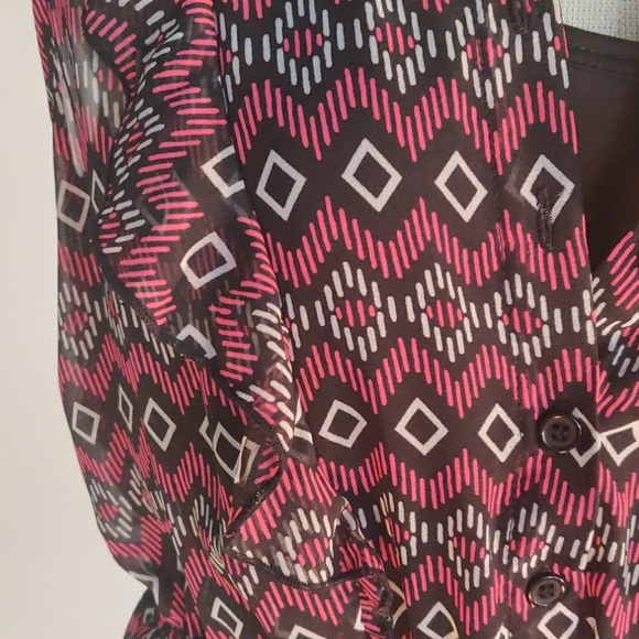 Geometric Pattern Dress - Picture 4 of 7